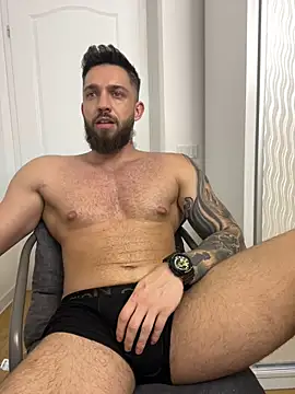 Snapshot of LoveIsBlind_ chatting on 09-12-25, 09:15 LoveIsBlind  online show from 09-12-25, 09:15