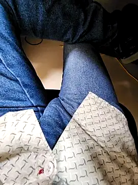 Snapshot of rocksrockydick chatting on 09-09-25, 11:21 rocksrockydick online show from 09-09-25, 11:21