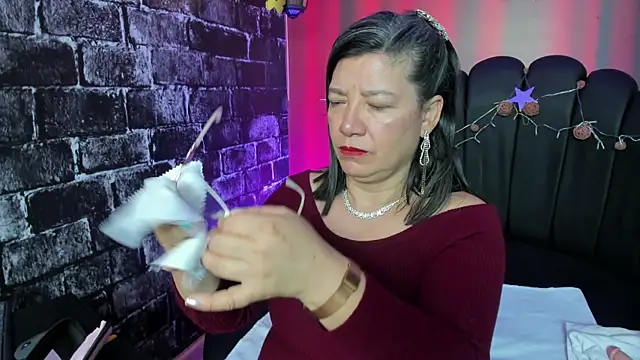 Madame Jay online show from 02-01-25, 10:26