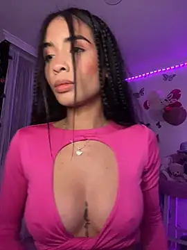 lina pink online show from 12-27-24, 06:46