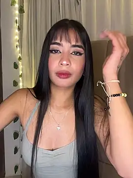 lina pink online show from 01-15-26, 12:26