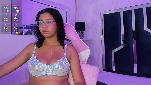 MilaHall  online show from 11-13-25, 04:22