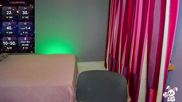 AnitaMays online show from 11-11-25, 06:57