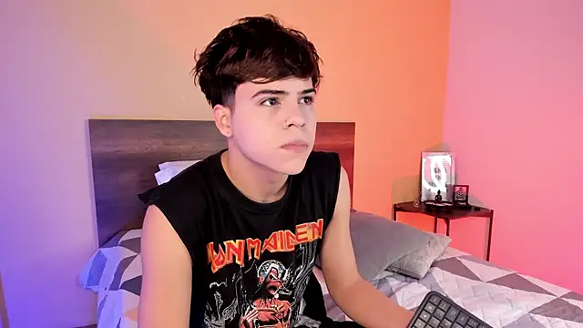 justinbiler online show from 02-14-25, 12:36