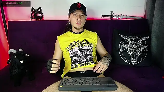 blckwolf 6 online show from 03-04-25, 11:11