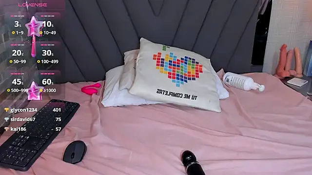 CAMILAGRAY online show from 02-15-25, 03:39