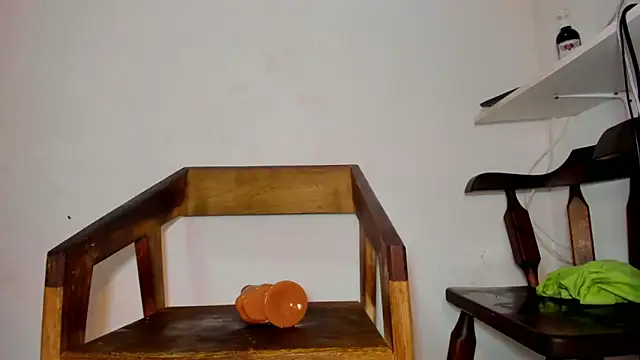 Aniilethebonny online show from 01-28-25, 03:25