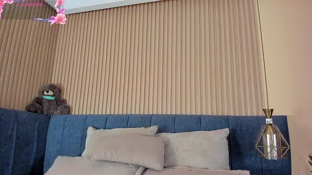 kathecute   online show from 02-04-26, 01:44