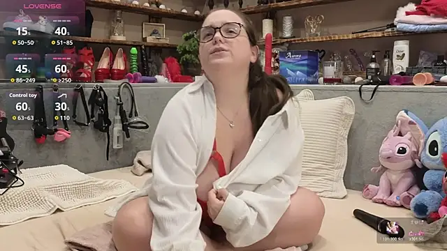 Kimberly-Caprice online show from 11-19-25, 07:25