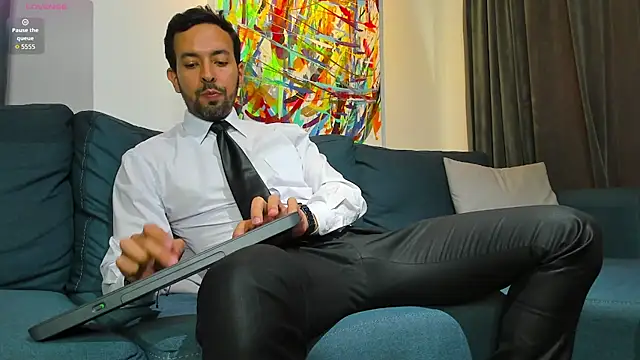 Snapshot of tommy_raym0ndg chatting on 10-14-25, 07:47 tommy raym0ndg online show from 10-14-25, 07:47