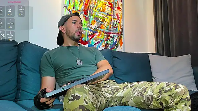 Snapshot of tommy_raym0ndg chatting on 10-18-25, 03:24 tommy raym0ndg online show from 10-18-25, 03:24