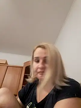 Malichkaanna30 online show from 12-15-24, 04:04