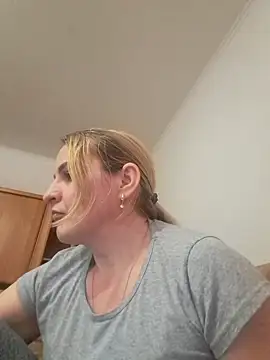 Malichkaanna30 online show from 02-05-25, 12:17