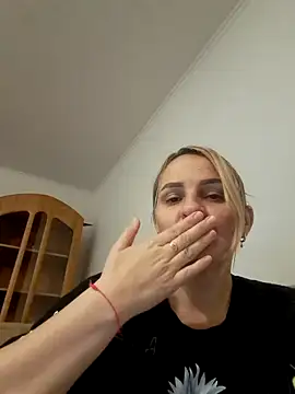 Malichkaanna30 online show from 02-14-25, 05:46