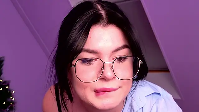 Snapshot of MelanieCarterr chatting on 12-14-24, 07:25 MelanieCarterr online show from 12-14-24, 07:25