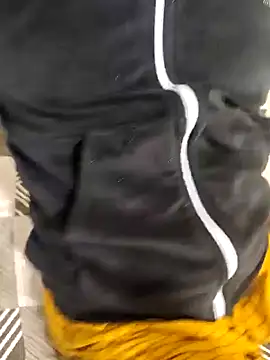 Snapshot of Raat_ki_rani_ chatting on 12-10-24, 03:44 Raat ki rani  online show from 12-10-24, 03:44