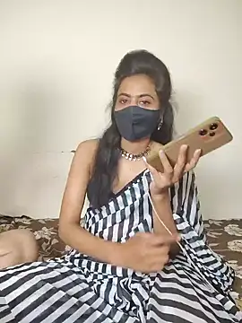 Snapshot of Raat_ki_rani_ chatting on 01-02-25, 10:01 Raat ki rani  online show from 01-02-25, 10:01