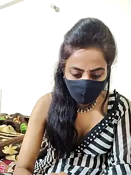 Snapshot of Raat_ki_rani_ chatting on 01-10-25, 12:06 Raat ki rani  online show from 01-10-25, 12:06