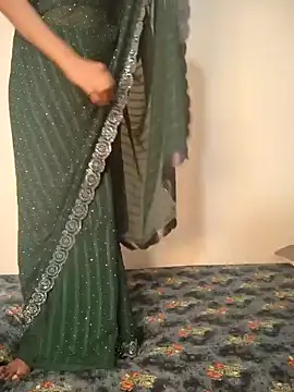 Snapshot of Raat_ki_rani_ chatting on 02-01-25, 04:54 Raat ki rani  online show from 02-01-25, 04:54