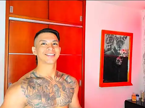 Aaron Toy online show from 01-06-26, 08:45