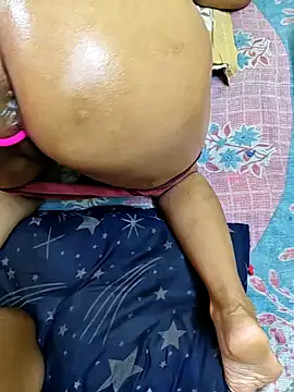 Snapshot of GF_nd_BF_ chatting on 10-30-25, 05:53 GF nd BF online show from 10-30-25, 05:53