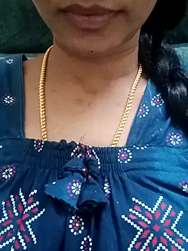 Snapshot of Ambika01 chatting on 10-11-25, 01:20 Ambika01 online show from 10-11-25, 01:20