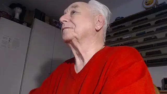 Snapshot of utilisasinus chatting on 01-16-25, 08:25 utilisasinus online show from 01-16-25, 08:25