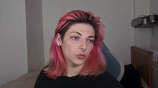 Snapshot of Nixxy_naughty chatting on 10-11-25, 05:11 Nixxy naughty online show from 10-11-25, 05:11