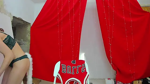 YourSuperModel online show from 12-24-24, 12:33