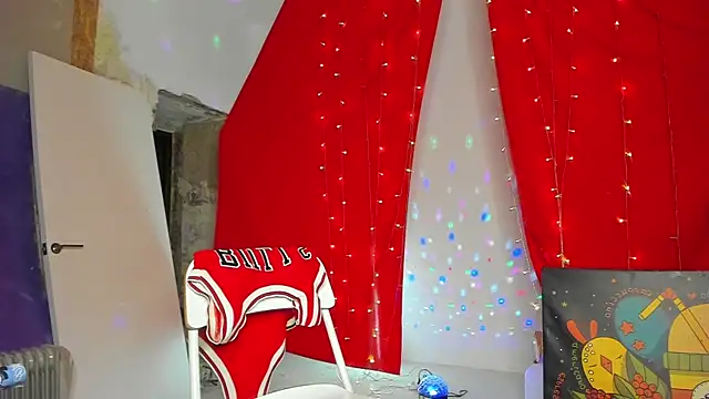 YourSuperModel online show from 12-25-24, 02:02