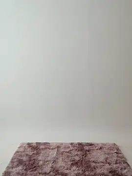 YourSuperModel online show from 09-15-25, 05:40