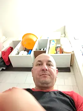 Snapshot of intx800 chatting on 01-24-25, 09:47 intx800 online show from 01-24-25, 09:47