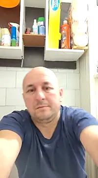 Snapshot of intx800 chatting on 02-02-25, 02:45 intx800 online show from 02-02-25, 02:45