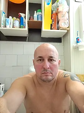 Snapshot of intx800 chatting on 02-10-25, 02:16 intx800 online show from 02-10-25, 02:16