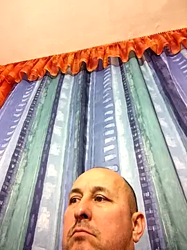 Snapshot of intx800 chatting on 02-23-25, 04:35 intx800 online show from 02-23-25, 04:35