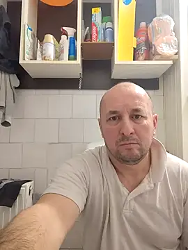 Snapshot of intx800 chatting on 02-25-25, 03:20 intx800 online show from 02-25-25, 03:20