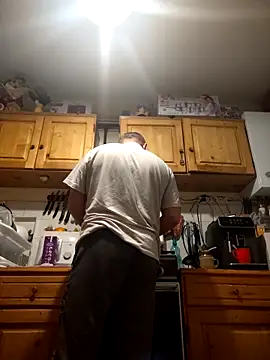 Snapshot of intx800 chatting on 03-10-25, 03:12 intx800 online show from 03-10-25, 03:12