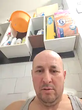 Snapshot of intx800 chatting on 03-15-25, 05:30 intx800 online show from 03-15-25, 05:30