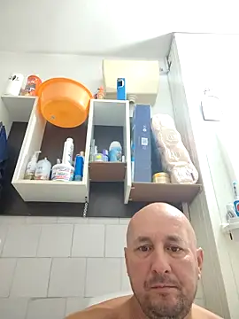 Snapshot of intx800 chatting on 09-11-25, 02:22 intx800 online show from 09-11-25, 02:22