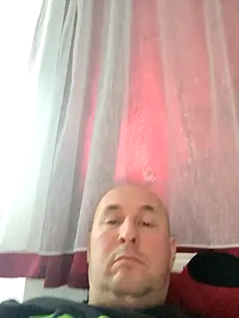 Snapshot of intx800 chatting on 10-02-25, 02:35 intx800 online show from 10-02-25, 02:35