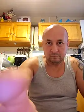 Snapshot of intx800 chatting on 10-11-25, 04:33 intx800 online show from 10-11-25, 04:33