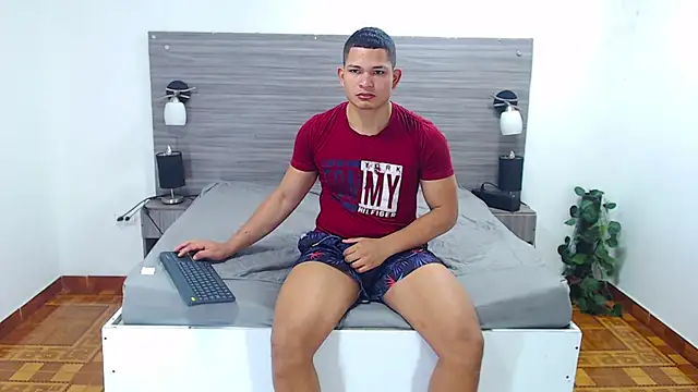 Loony Zion online show from 03-06-25, 01:24