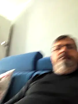 axecoman60 online show from 02-11-26, 08:52