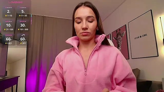 Bellla Haddid online show from 11-25-25, 01:38