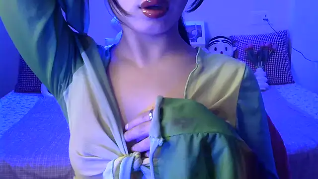 amrita2210 online show from 11-22-25, 08:30