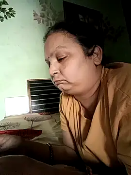 Kavya kapoor online show from 03-11-25, 10:07