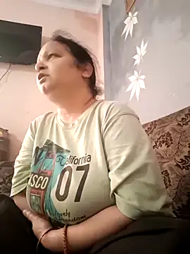 Kavya kapoor online show from 03-16-25, 01:38