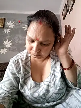 Kavya kapoor online show from 03-18-25, 04:47