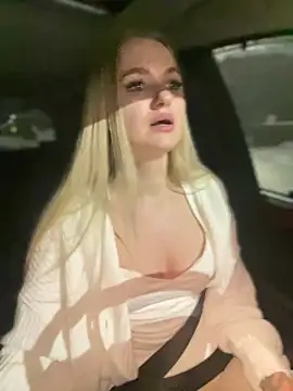 Devill Angel  online show from 01-12-25, 05:33