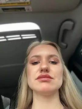 Devill Angel  online show from 11-08-25, 10:48